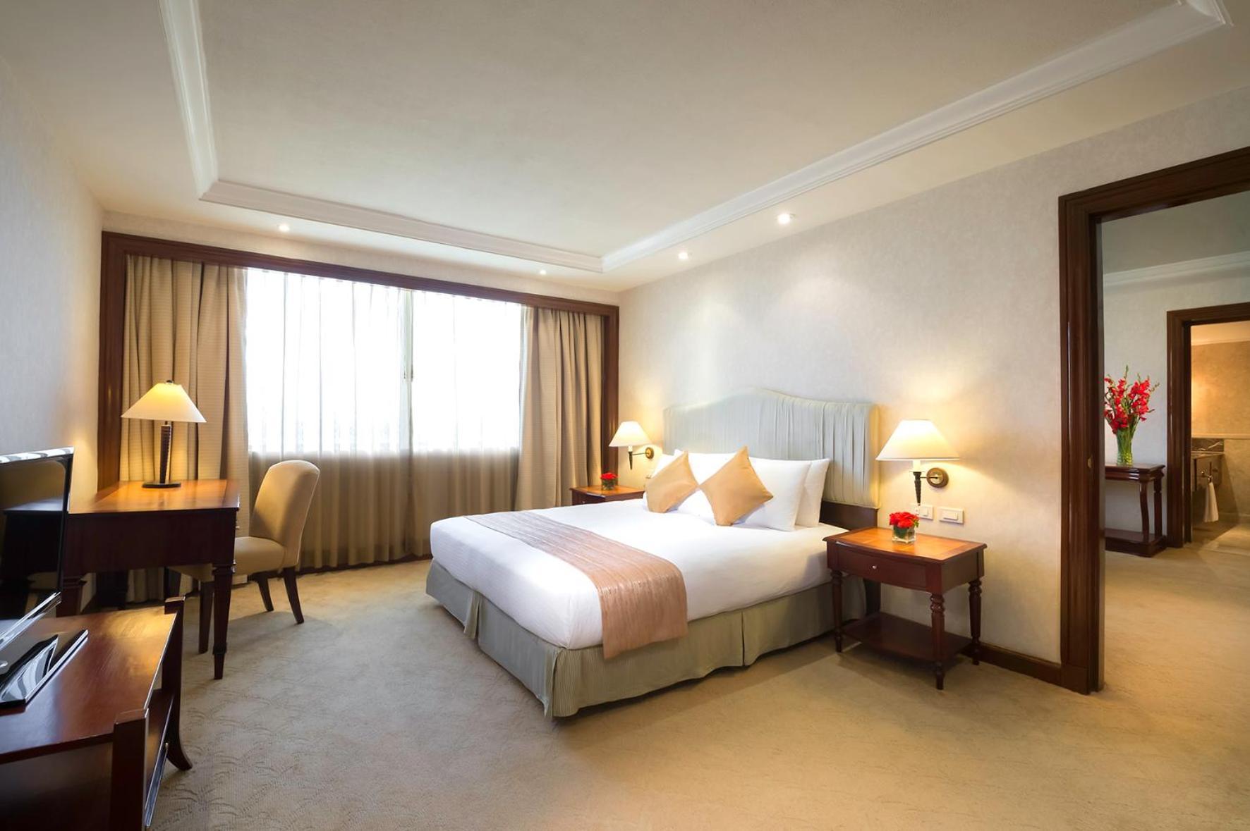 Marco Polo Plaza Cebu Hotel Ngoại thất bức ảnh A bedroom at the hotel
